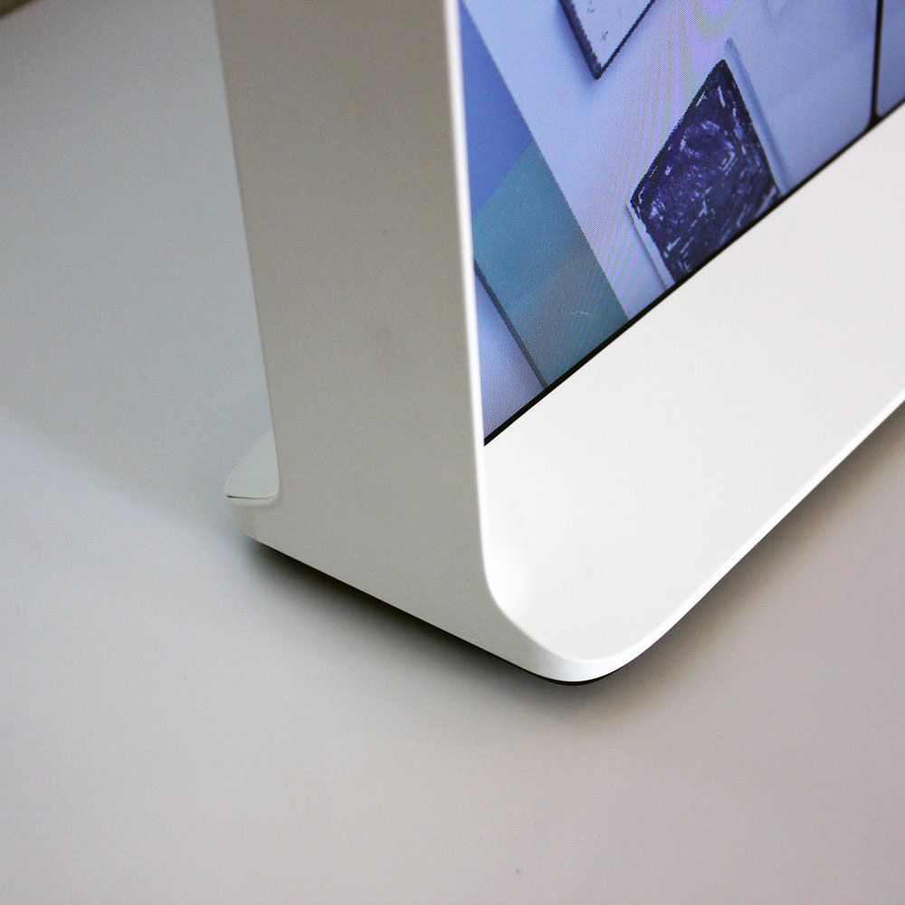Samsung-Serif-TV-Bouroullec-003