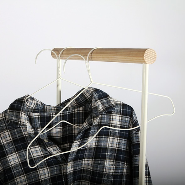 henry-franks-Confused-Coat-Hangers-002