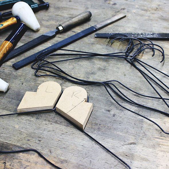 henry-franks-Confused-Coat-Hangers-003